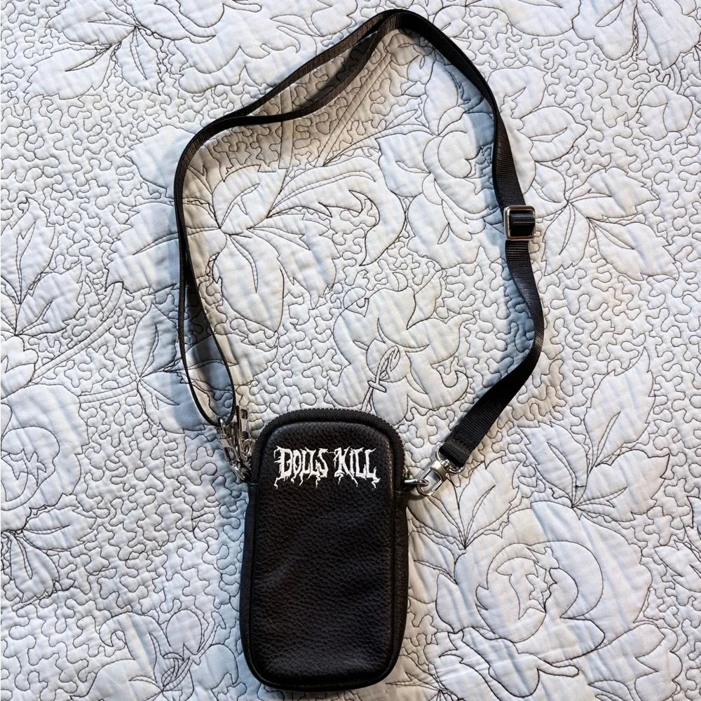 NWT Dolls Kill Black Faux Leather Logo 7” Phone Crossbody Bag NEW💚